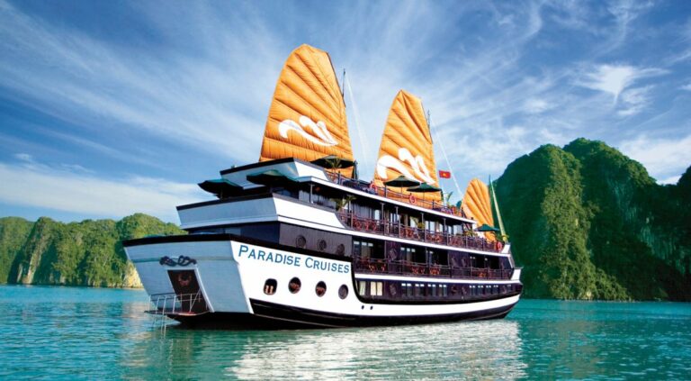 Croisière de Luxe dans la Baie d&rsquo;Halong